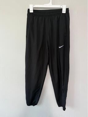 Nike women’s athletic pants size small